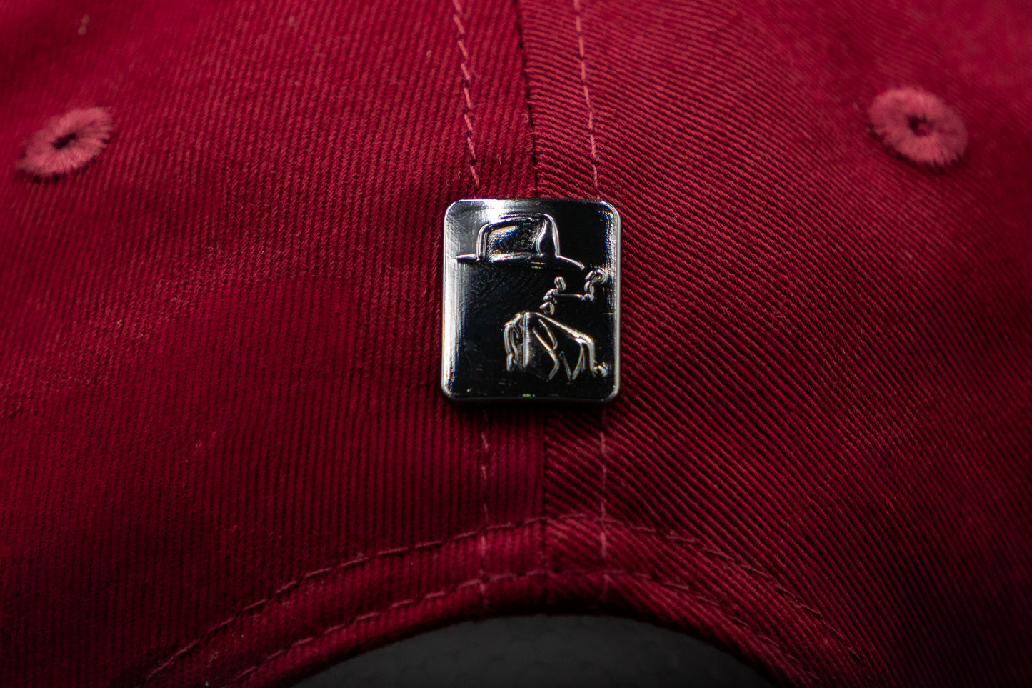 Brave Bull Diamonds Roja