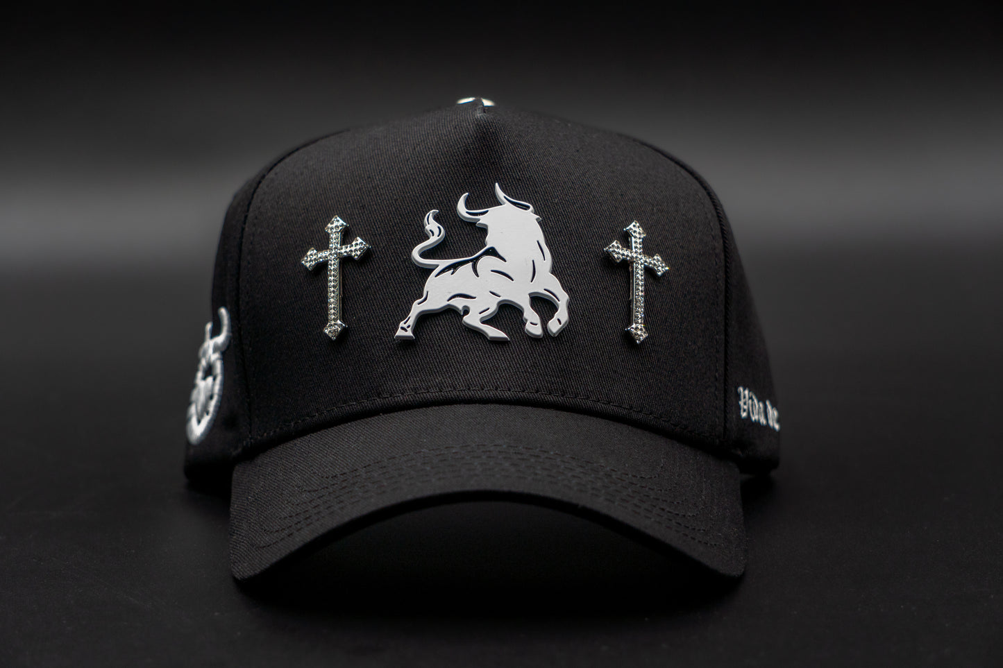Brave Bull Diamonds Negra