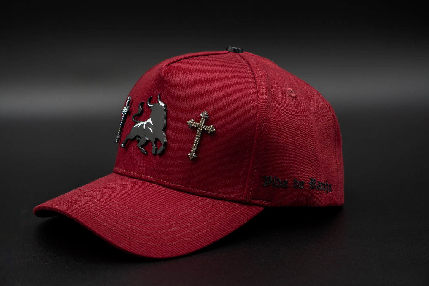 Brave Bull Diamonds Roja